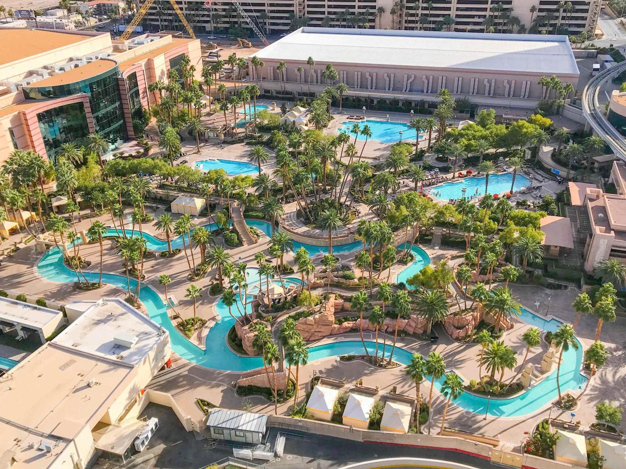 No Resort Fee Strip View Suite + Free Valet+ Pool Las Vegas Eksteriør billede